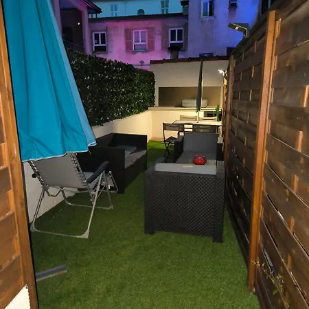 Loft Place Massena Avec Terrasse Niza Exterior foto