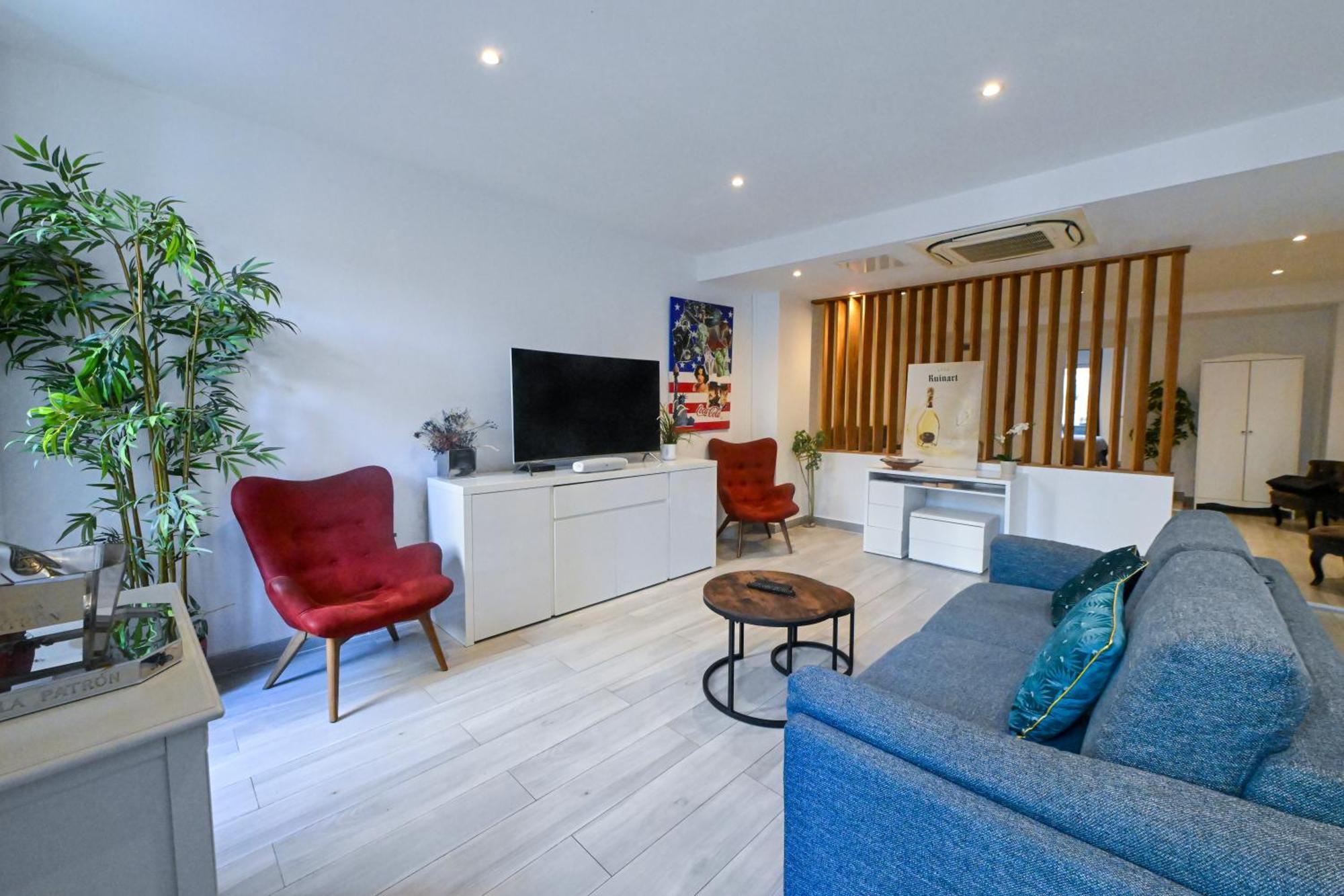 Appartement Loft Place Massena Avec Terrasse *